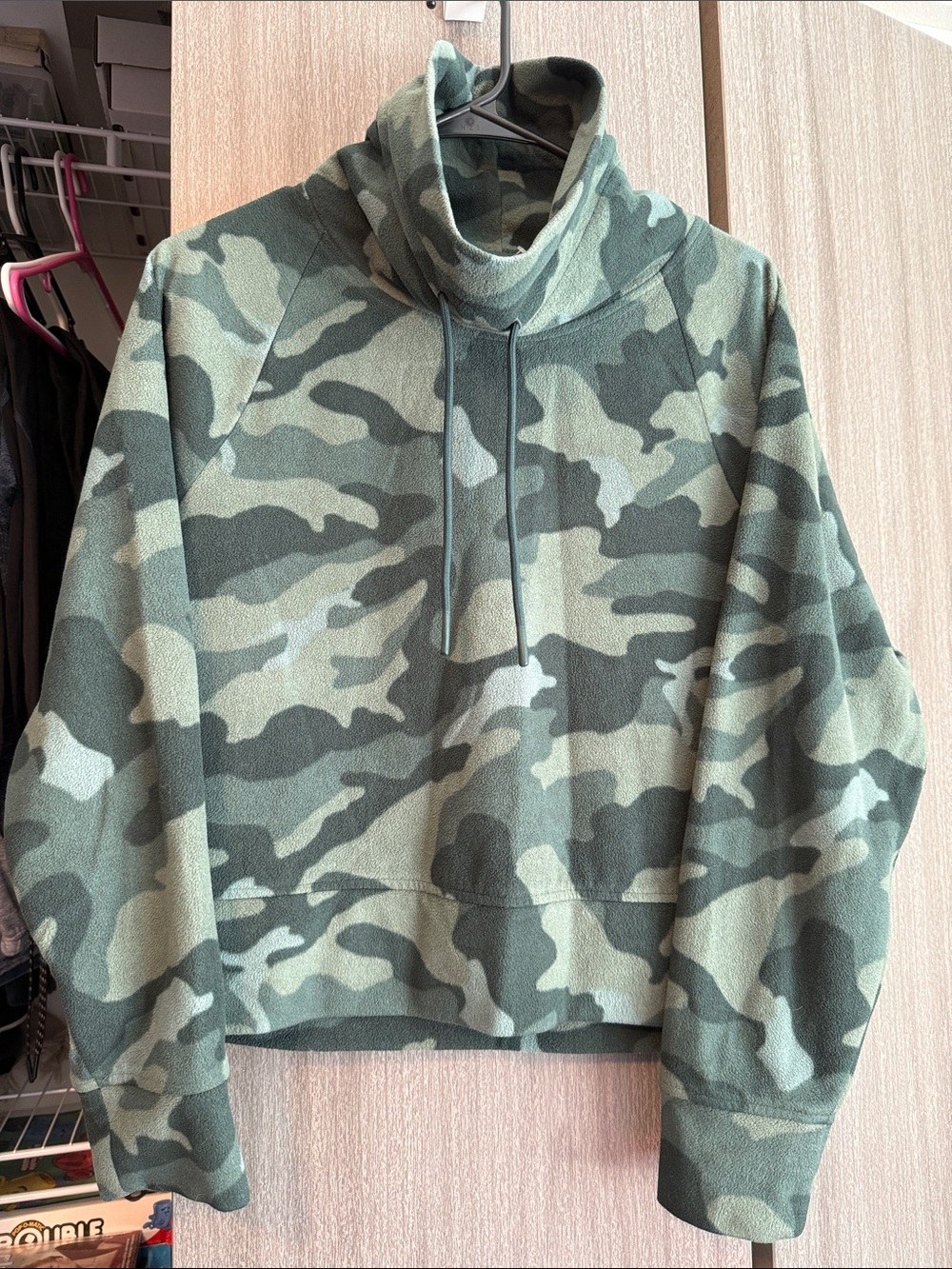 Old Navy Green Camo Funnel Neck Pullover